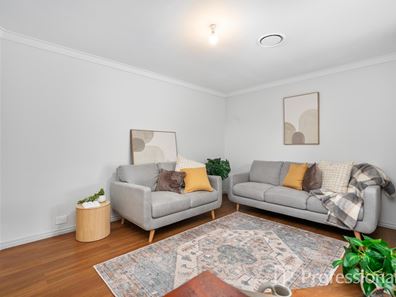 75 Kingston Way, Safety Bay WA 6169