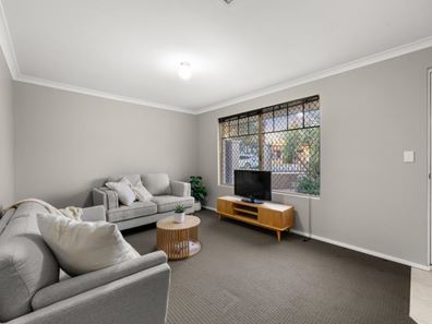 2 Langham Gardens, Wilson WA 6107