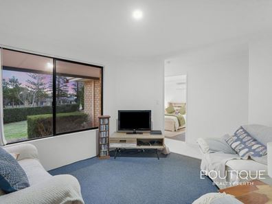 11 Pembury Way, Butler WA 6036