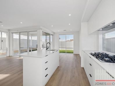 17 Jordan Street, Two Rocks WA 6037