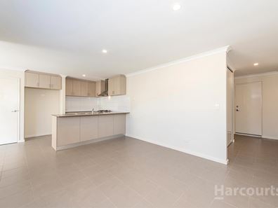 13 Tamarind Lane, Halls Head WA 6210