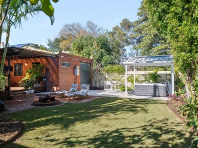 23 Dalgety Street, East Fremantle WA 6158