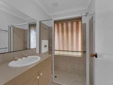 50 Fellbridge Way, Langford WA 6147