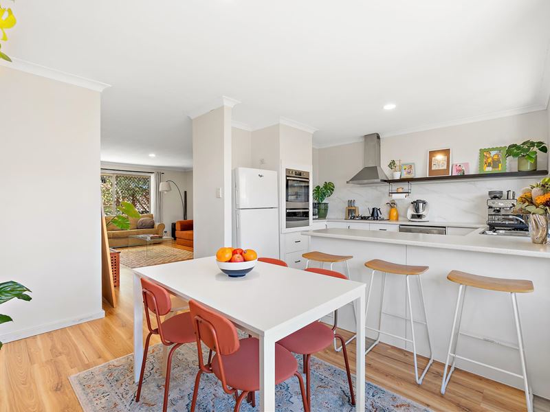 8/1-3 Stanbury Place, Kardinya WA 6163