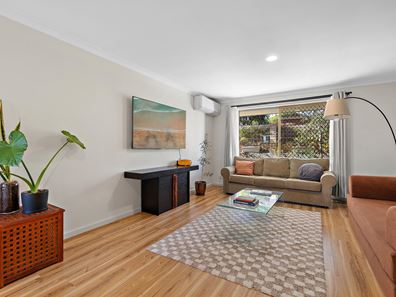 8/1-3 Stanbury Place, Kardinya WA 6163