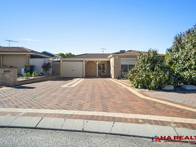 36 Honours Rise, Marangaroo WA 6064