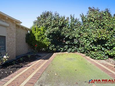 36 Honours Rise, Marangaroo WA 6064