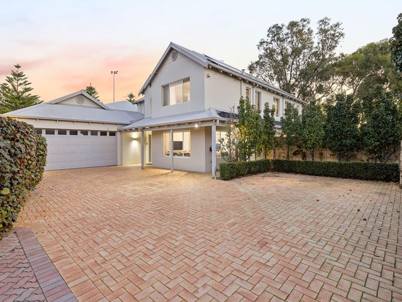 29 Baleine Court, Sorrento WA 6020