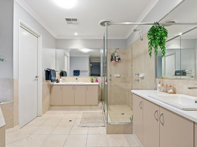 11 Warrior Boulevard, Pinjarra WA 6208