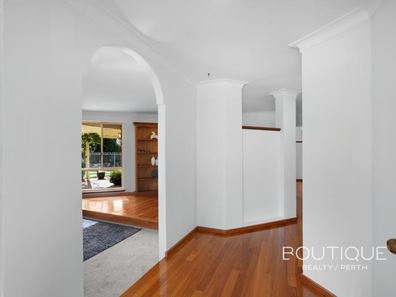 10 Sheffield Place, Hillarys WA 6025