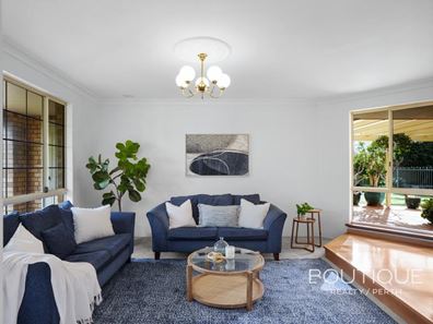 10 Sheffield Place, Hillarys WA 6025