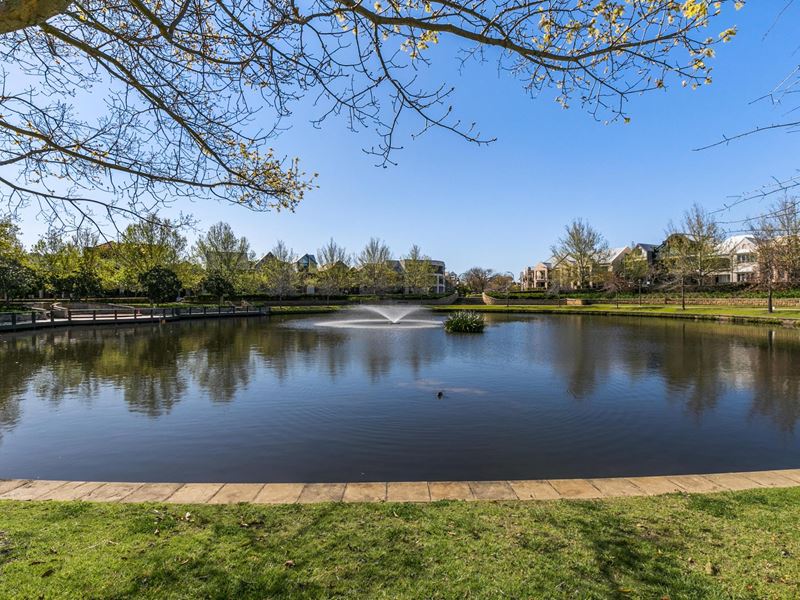 1/15 Old Jacaranda Way, Subiaco WA 6008
