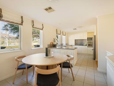 1/15 Old Jacaranda Way, Subiaco WA 6008