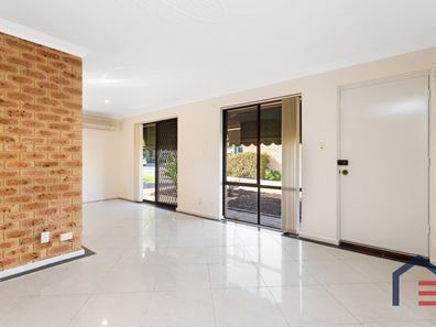 4/12 Brian Av, Yokine WA 6060