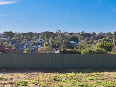 5 Barker Drive, Duncraig WA 6023