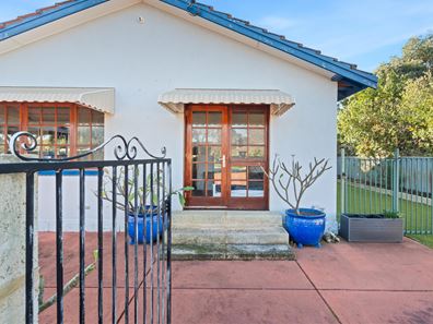 4 Pegasus Street, Rockingham WA 6168