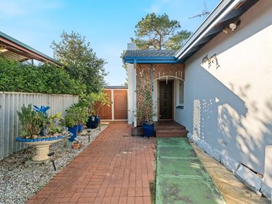 4 Pegasus Street, Rockingham WA 6168