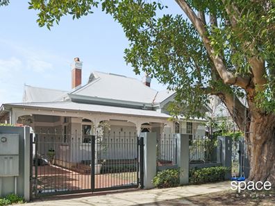 18 Goldsworthy Road, Claremont WA 6010