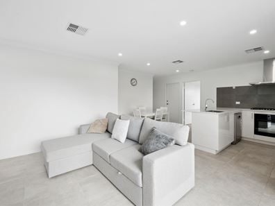 11C Volta Way, Wilson WA 6107