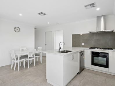 11C Volta Way, Wilson WA 6107