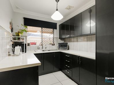 54A Regan Street, Rockingham WA 6168