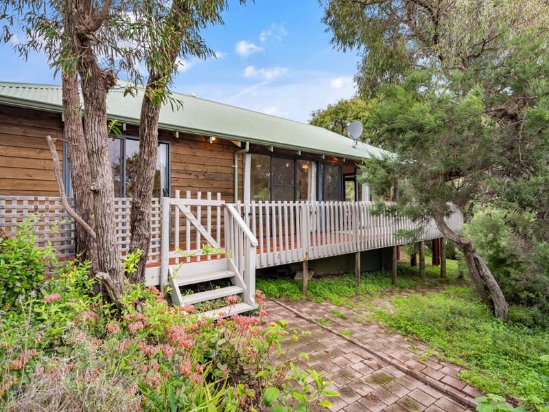 11 Baudin Drive, Gnarabup