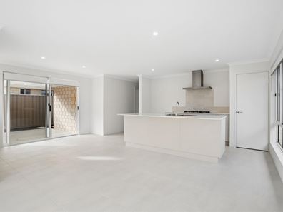 31 Navajo Road, Karnup WA 6176