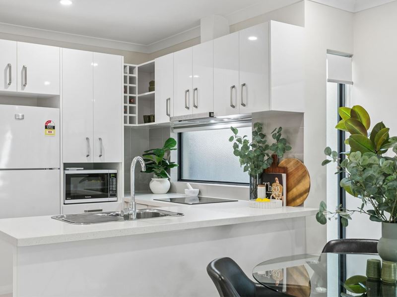 Unit 4/185 Loftus Street, Leederville WA 6007