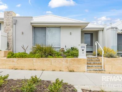 32 Broach Way, Alkimos WA 6038