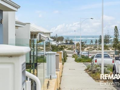 32 Broach Way, Alkimos WA 6038