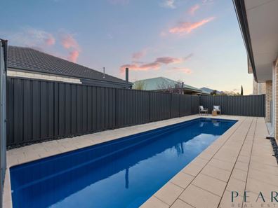 11 Hastie Link, Caversham WA 6055
