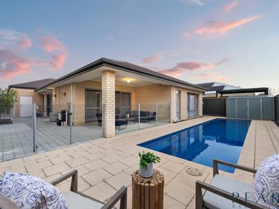 11 Hastie Link, Caversham WA 6055