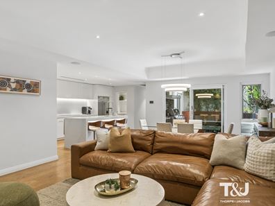 18 Kyle Way, Claremont WA 6010