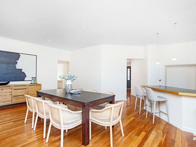24 Gateshead Loop, Mindarie WA 6030