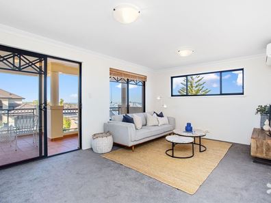 24 Gateshead Loop, Mindarie WA 6030