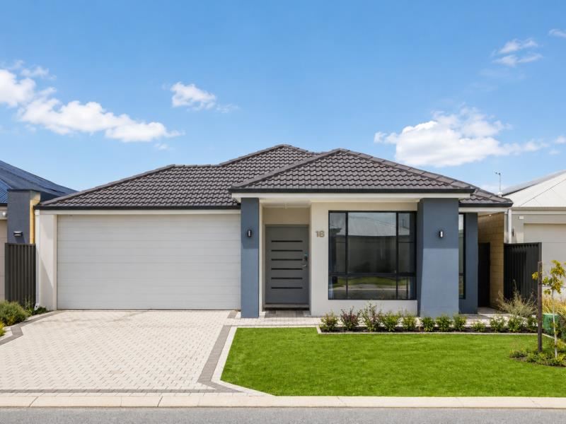18 Tamarind Road, Treeby WA 6164