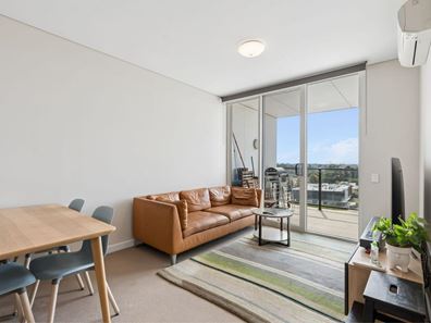 817/18 Cecil Avenue, Cannington WA 6107