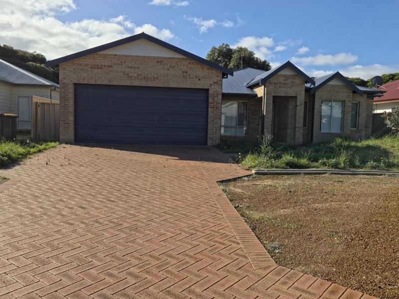 72 Maitland Street, Hopetoun WA 6348
