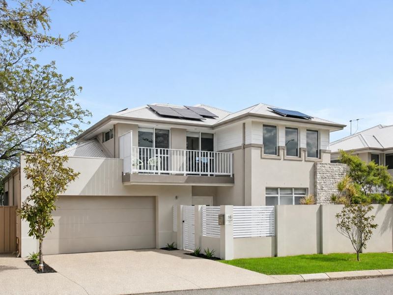 16 Langoulant Road, Swanbourne WA 6010