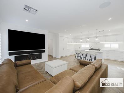 10 Seabrook Way, Henley Brook WA 6055