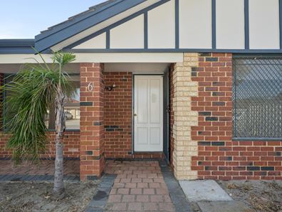 6 Castlemore Mews, Ballajura WA 6066