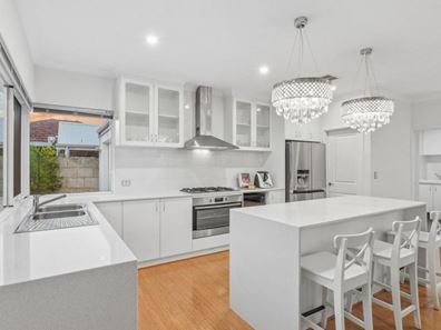 130A Grand Promenade, Bedford WA 6052
