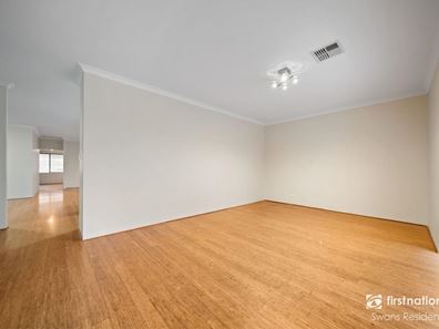 14 Willeroo Way, Ellenbrook WA 6069
