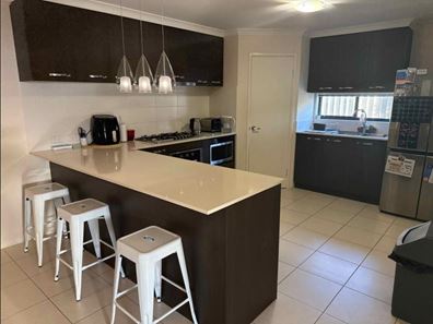 9 Jonquil Street, Eglinton WA 6034
