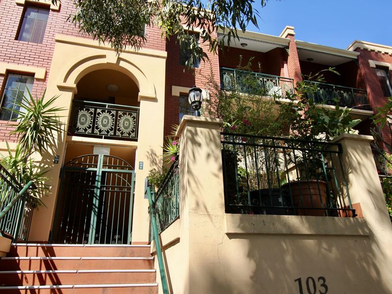 22/103 Wellington Street, East Perth WA 6004