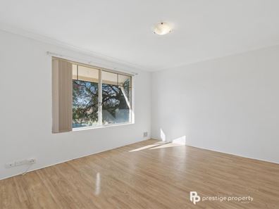 32A Doncaster Square, Currambine WA 6028