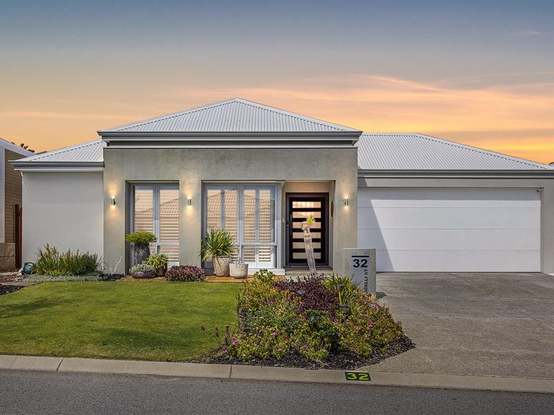 32 Goodalli Street, Jindalee WA 6036