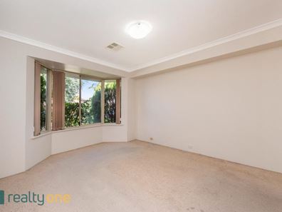 23 Tritonia Rise, Thornlie WA 6108