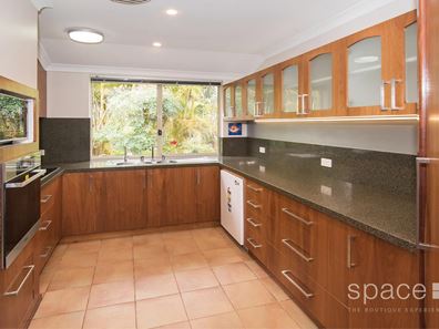 33 Karri Loop, Margaret River WA 6285