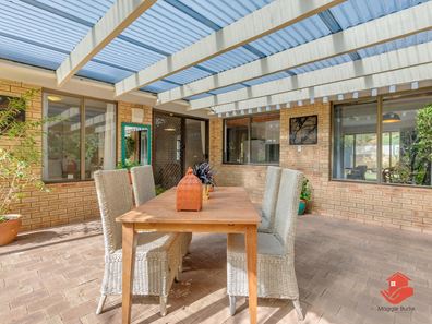 39 Garland Road, Roleystone WA 6111